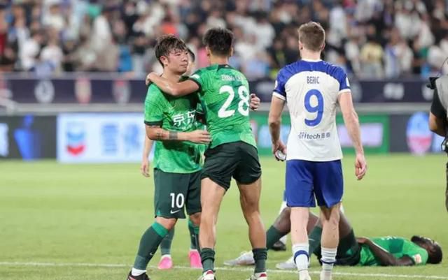 正装办公室激情男男gay小说