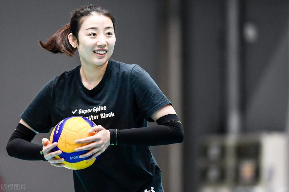 表白独自一人是女儿的朋友