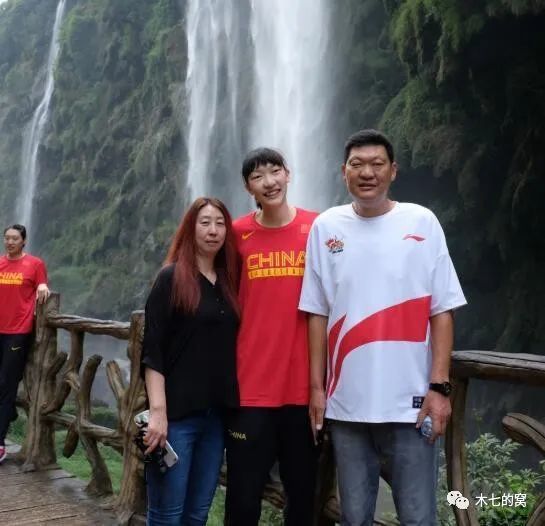 精品三级久久久久电影网1